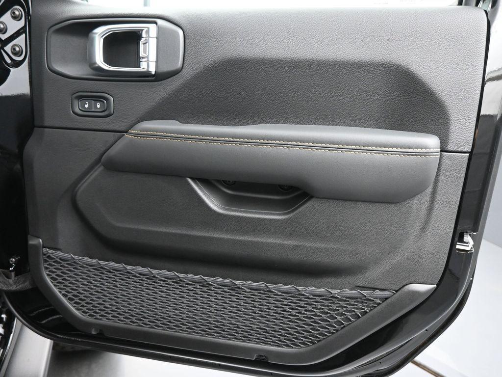 new 2025 Jeep Wrangler car, priced at $98,453