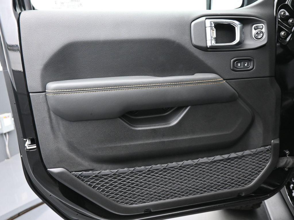new 2025 Jeep Wrangler car, priced at $98,453