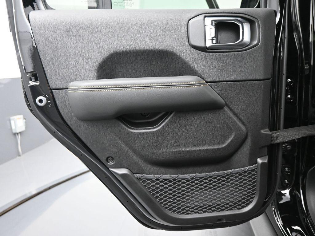 new 2025 Jeep Wrangler car, priced at $98,453