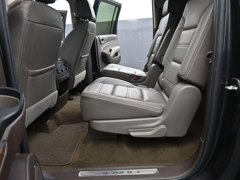 used 2018 GMC Yukon XL car, priced at $27,421
