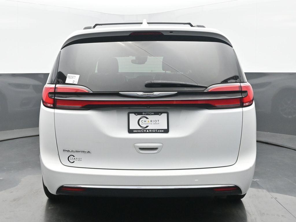 used 2022 Chrysler Pacifica car, priced at $18,999