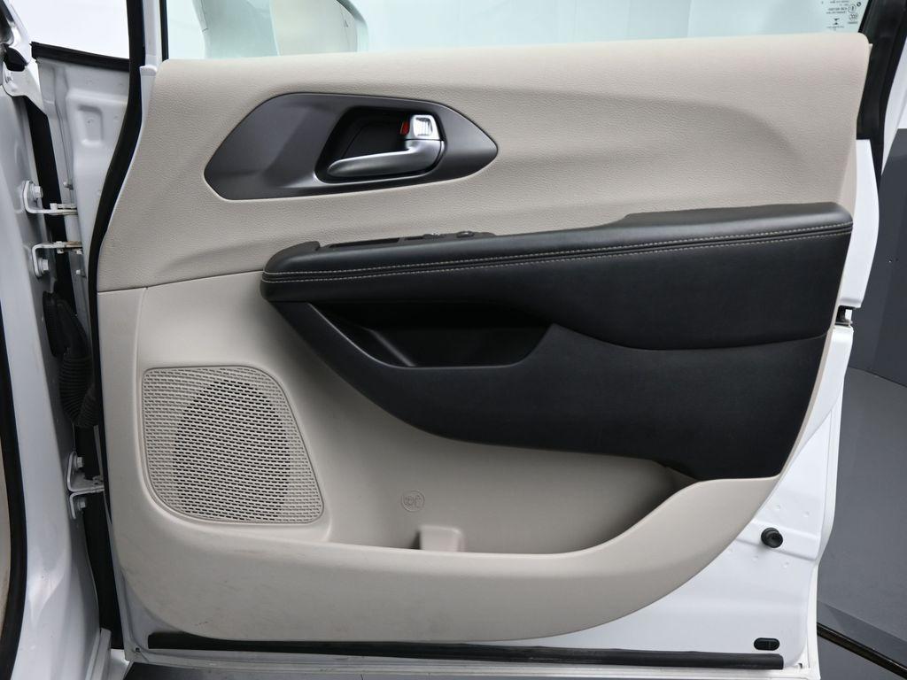 used 2022 Chrysler Pacifica car, priced at $18,999