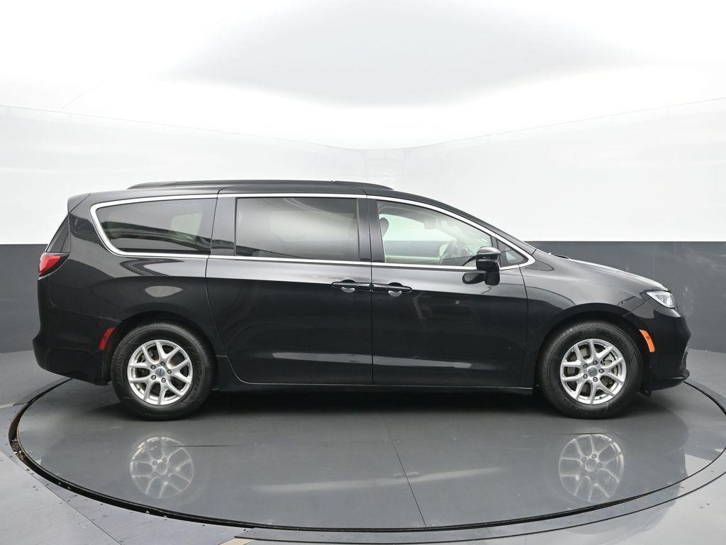 used 2022 Chrysler Pacifica car, priced at $21,013