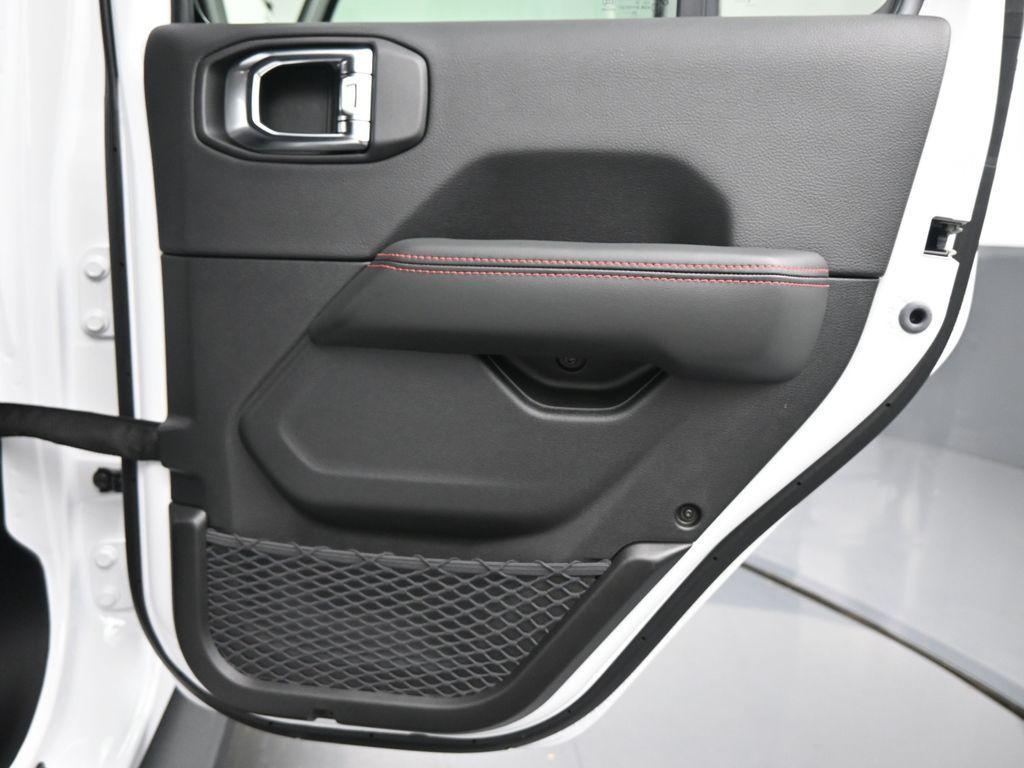 new 2025 Jeep Wrangler car, priced at $64,978