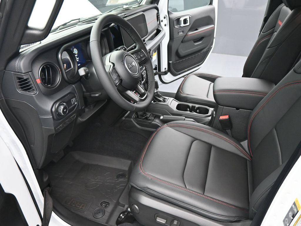 new 2025 Jeep Wrangler car, priced at $64,978