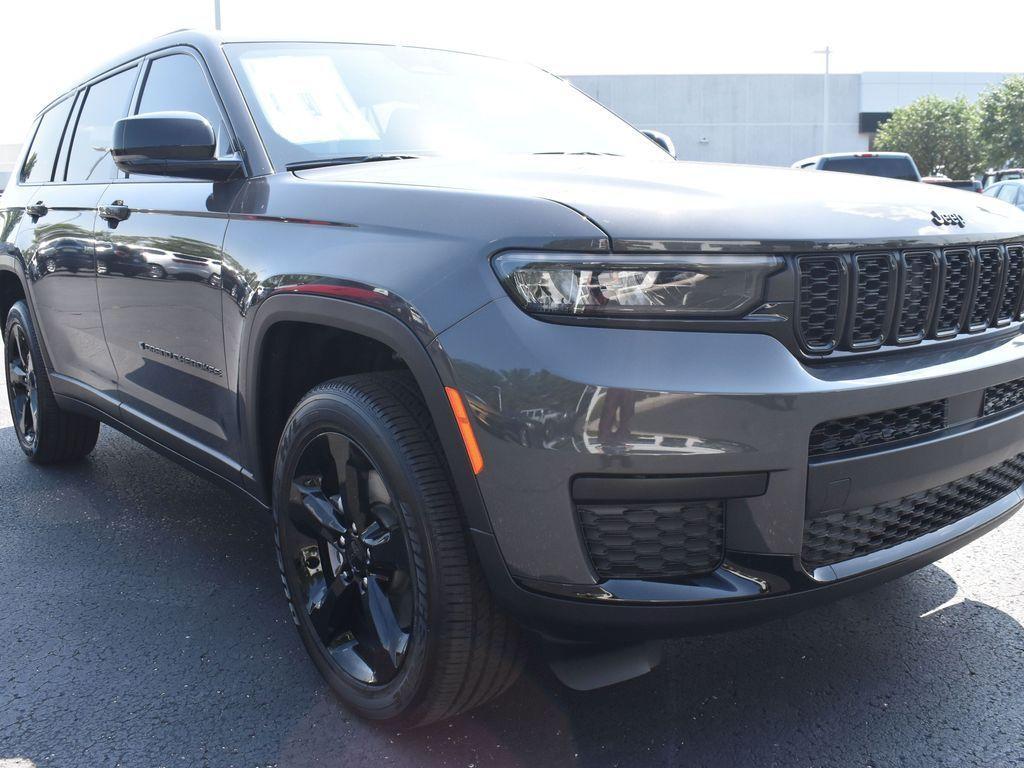 new 2024 Jeep Grand Cherokee L car, priced at $44,033