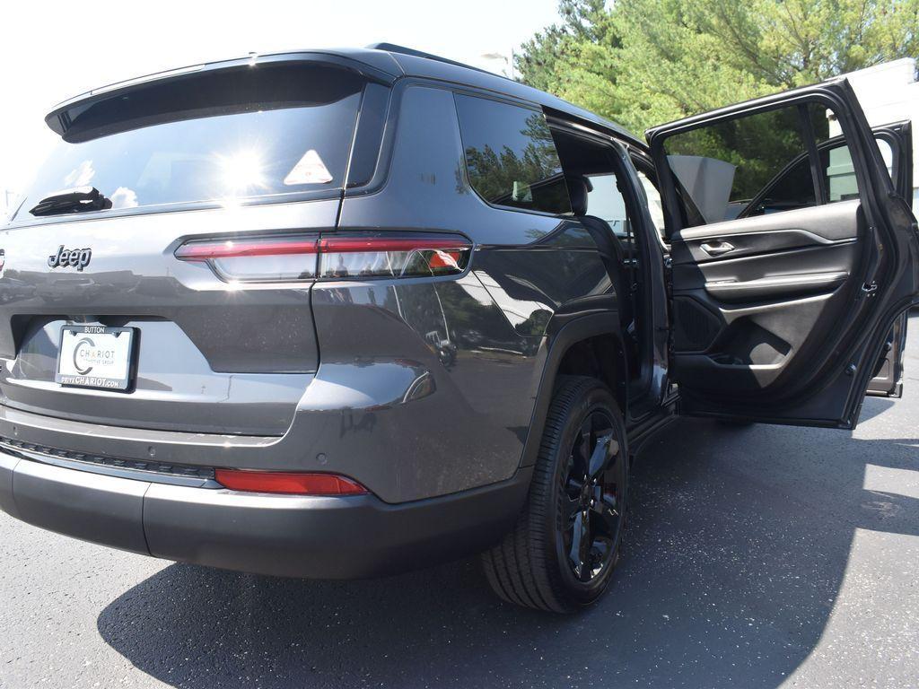 new 2024 Jeep Grand Cherokee L car, priced at $44,033