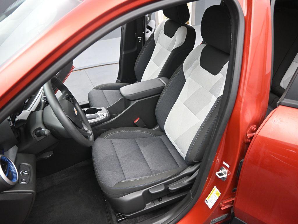 used 2024 Chevrolet Trax car, priced at $22,035