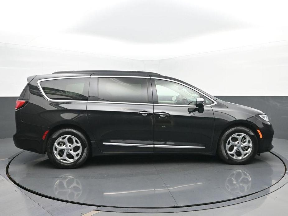 used 2023 Chrysler Pacifica car, priced at $39,999