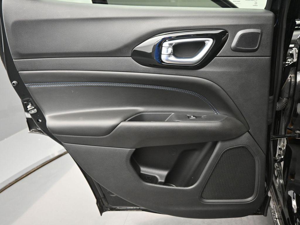 new 2025 Jeep Compass car, priced at $36,963