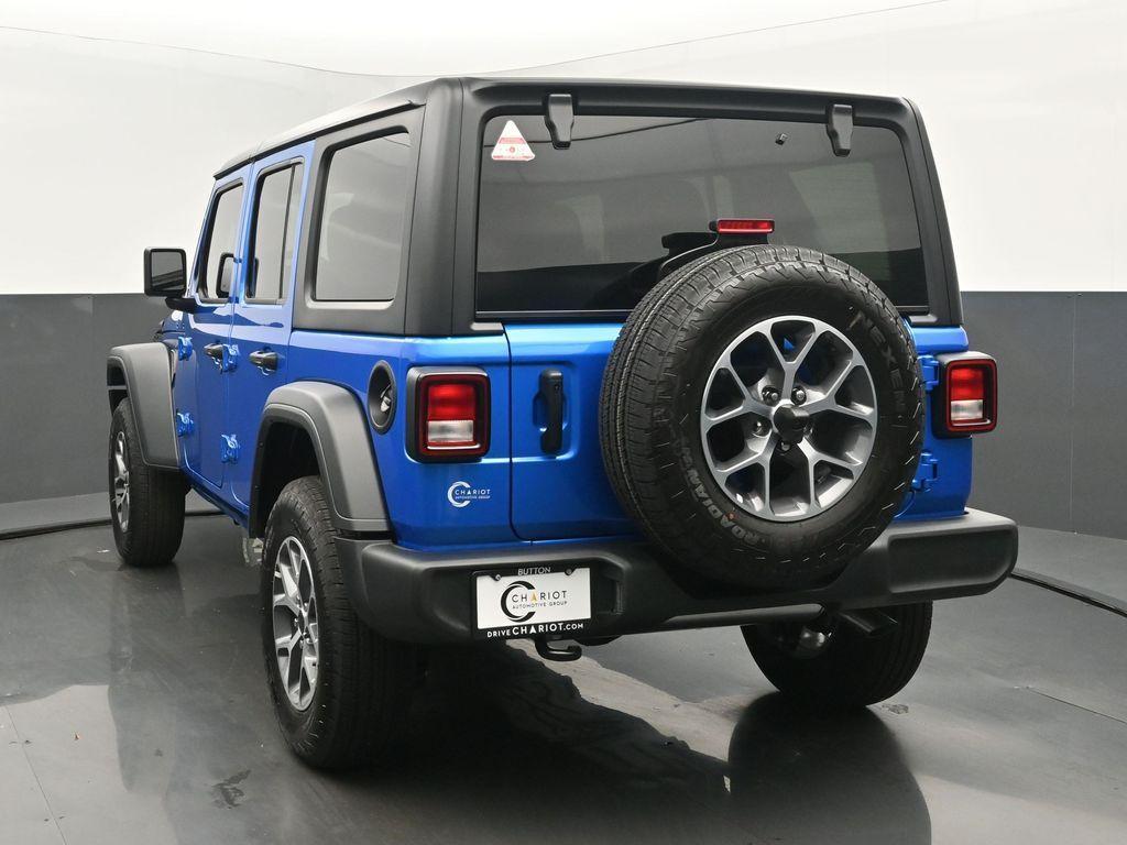 new 2025 Jeep Wrangler car, priced at $46,828