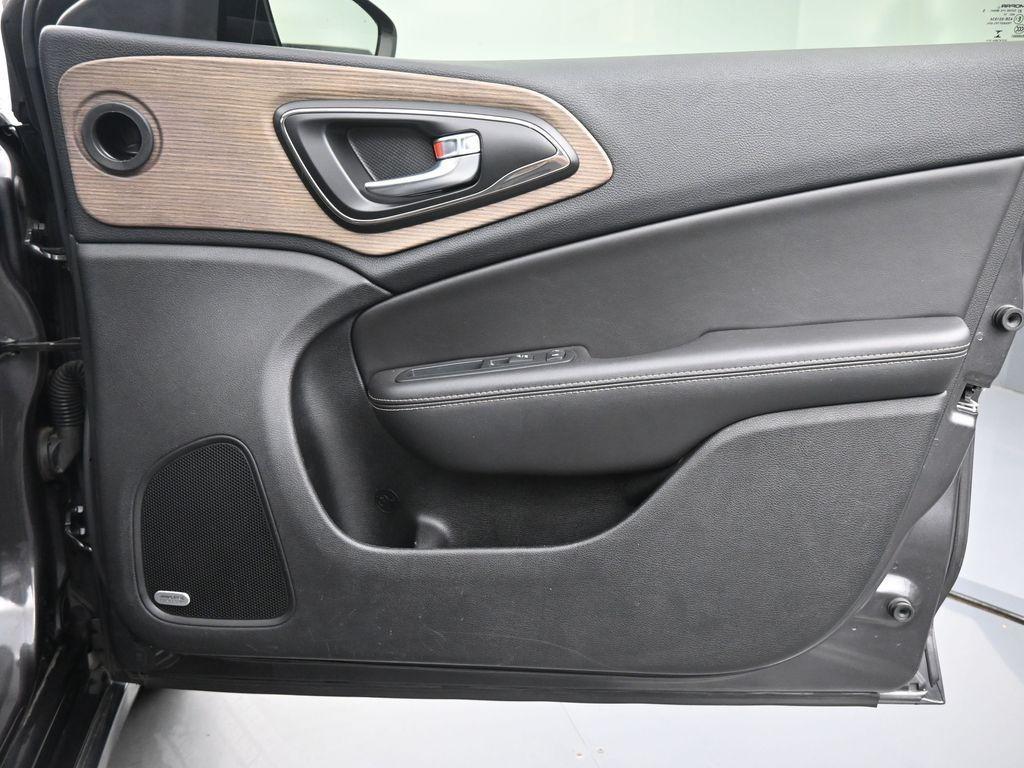 used 2015 Chrysler 200 car, priced at $9,900