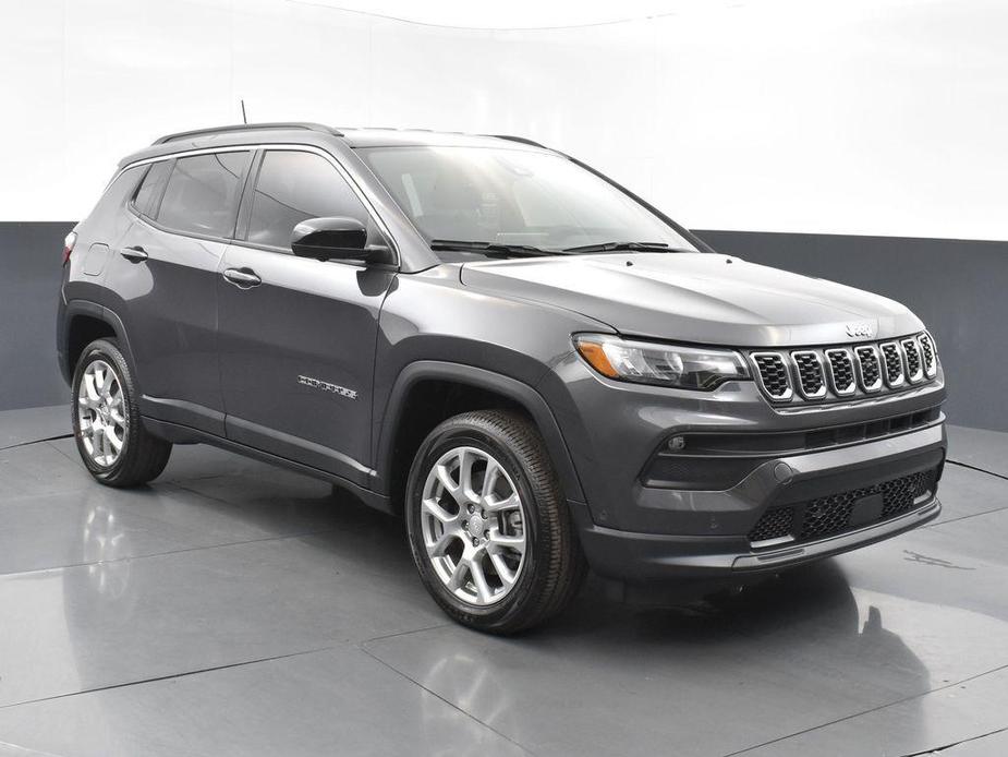 new 2024 Jeep Compass car, priced at $31,748