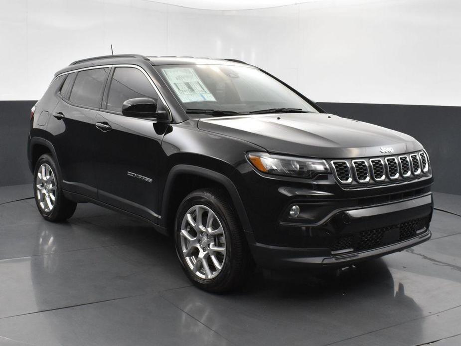 new 2024 Jeep Compass car, priced at $28,827