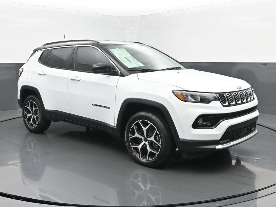 new 2025 Jeep Compass car, priced at $31,094