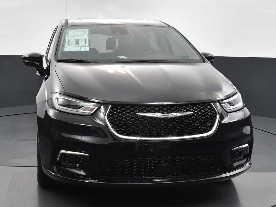 new 2024 Chrysler Pacifica car, priced at $51,700