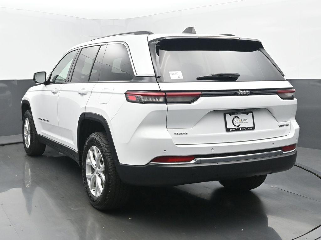 used 2023 Jeep Grand Cherokee car, priced at $27,999