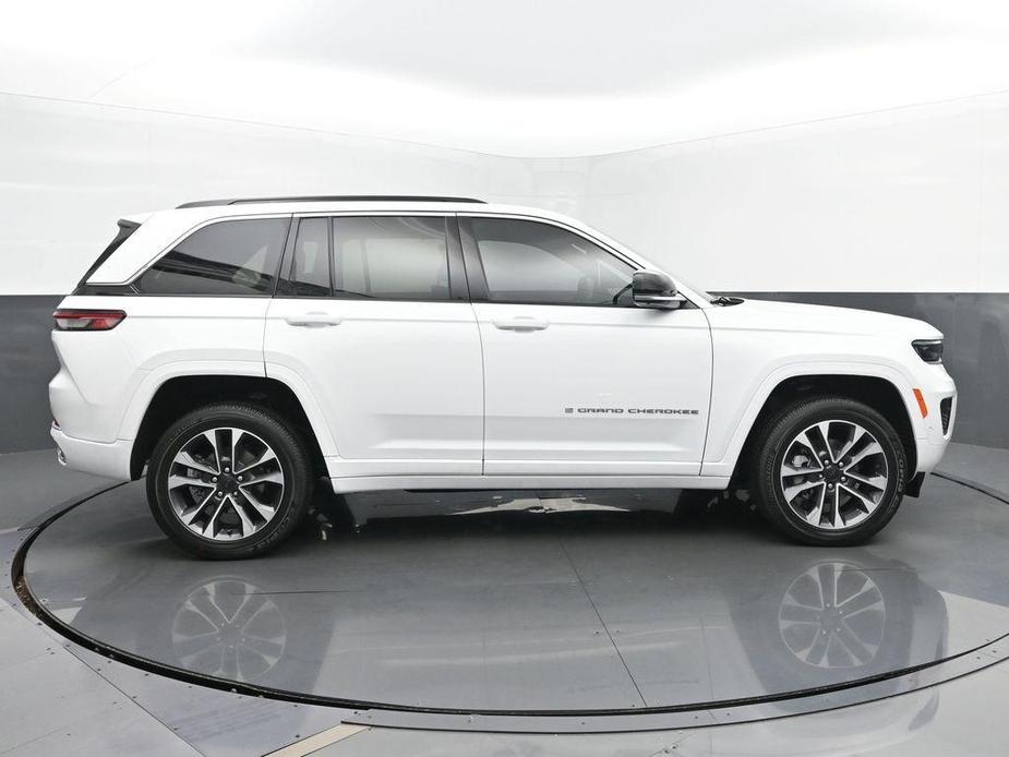 new 2025 Jeep Grand Cherokee car, priced at $60,609