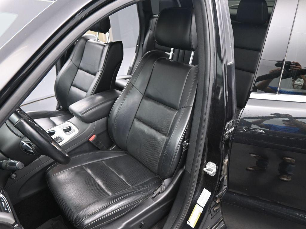used 2016 Jeep Grand Cherokee car, priced at $14,899