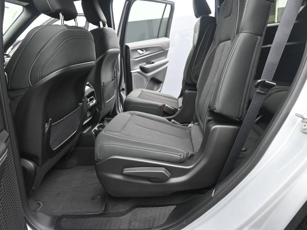 new 2025 Jeep Grand Cherokee L car, priced at $44,154