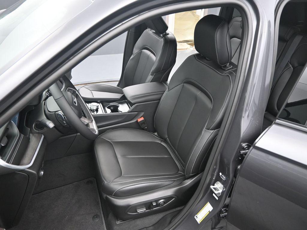 new 2025 Jeep Grand Cherokee car, priced at $43,345