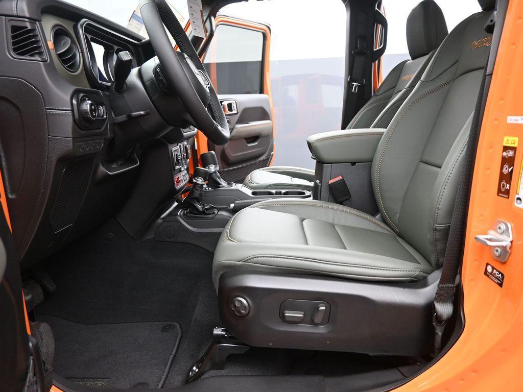 new 2025 Jeep Gladiator car, priced at $58,511