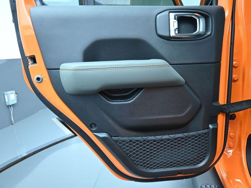 new 2025 Jeep Gladiator car, priced at $58,511