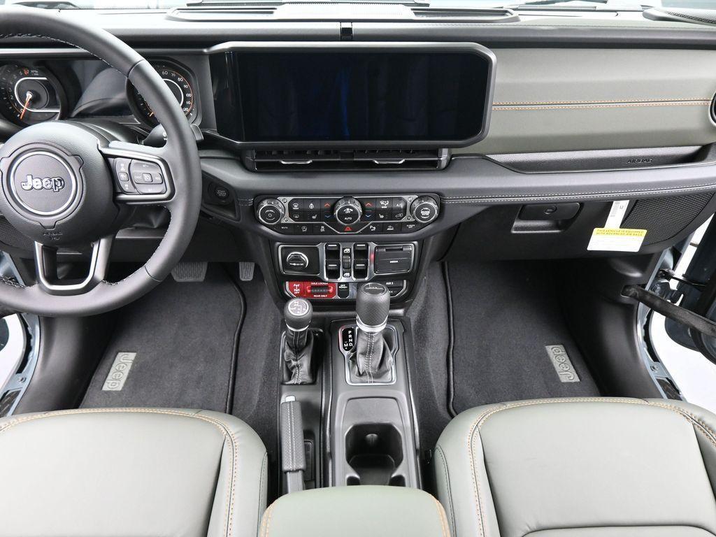 new 2025 Jeep Gladiator car, priced at $57,176