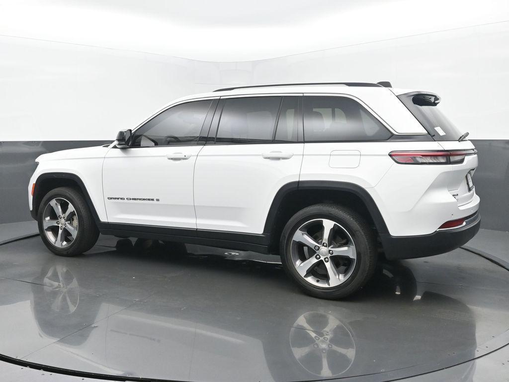 used 2023 Jeep Grand Cherokee car, priced at $27,999