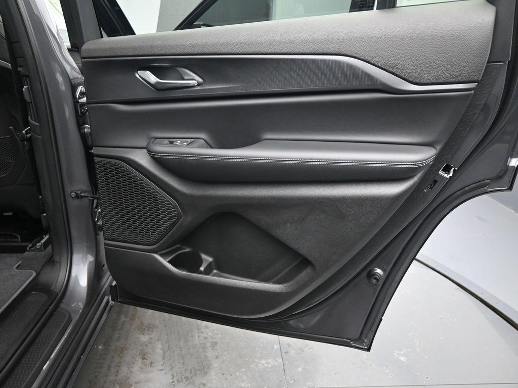 new 2025 Jeep Grand Cherokee L car, priced at $38,650