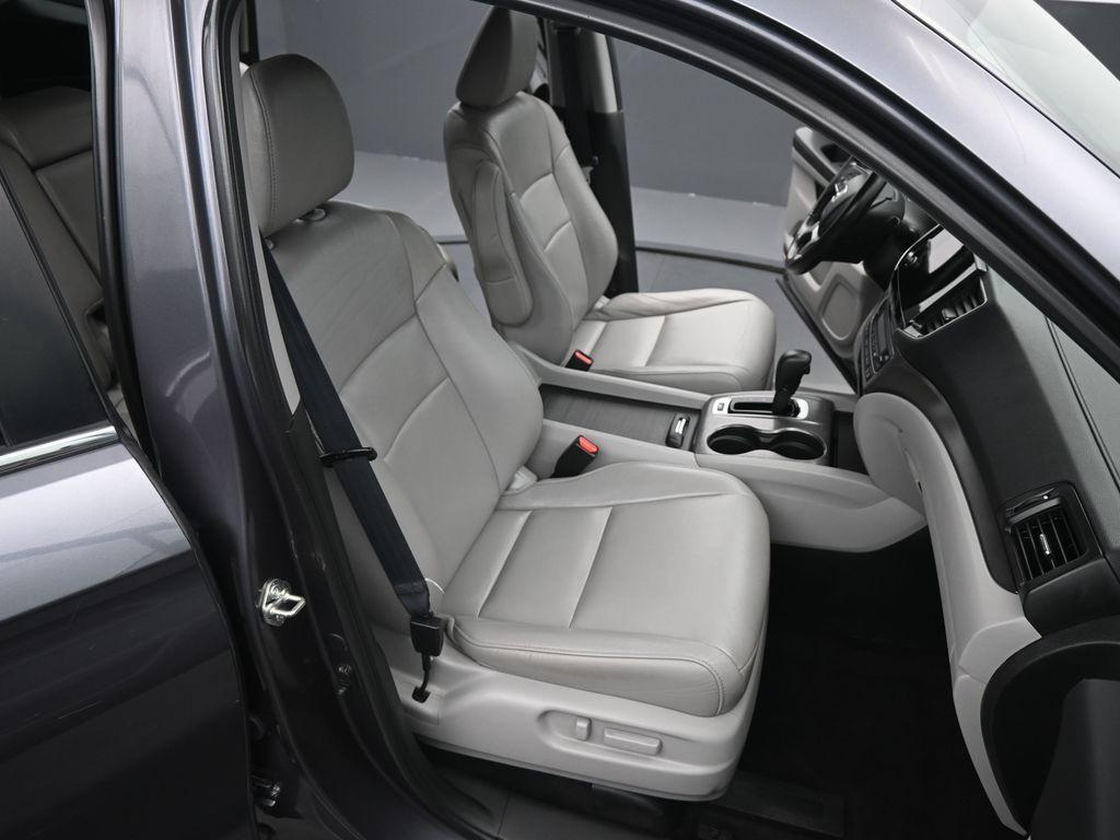 used 2020 Honda Pilot car, priced at $21,999