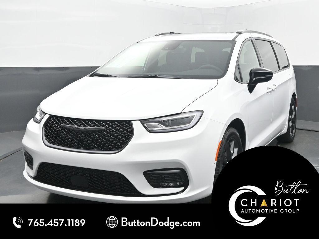 new 2026 Chrysler Pacifica car, priced at $53,030