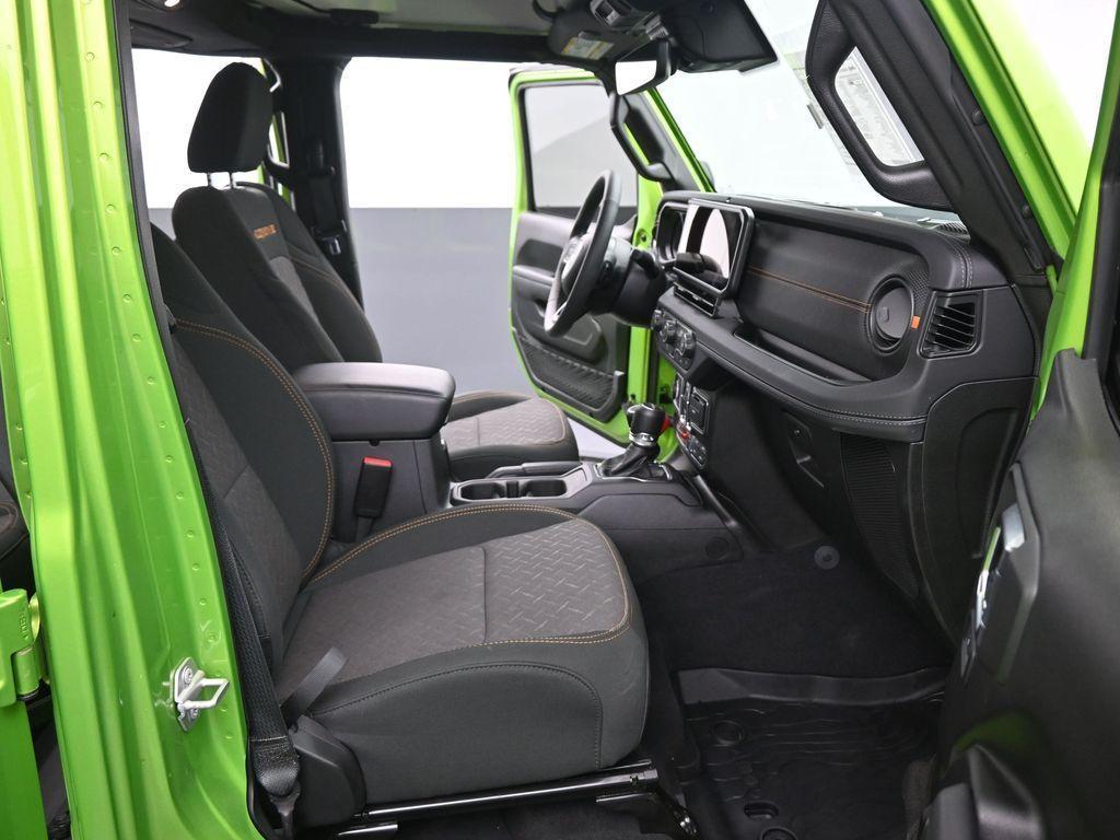 used 2025 Jeep Gladiator car, priced at $47,999