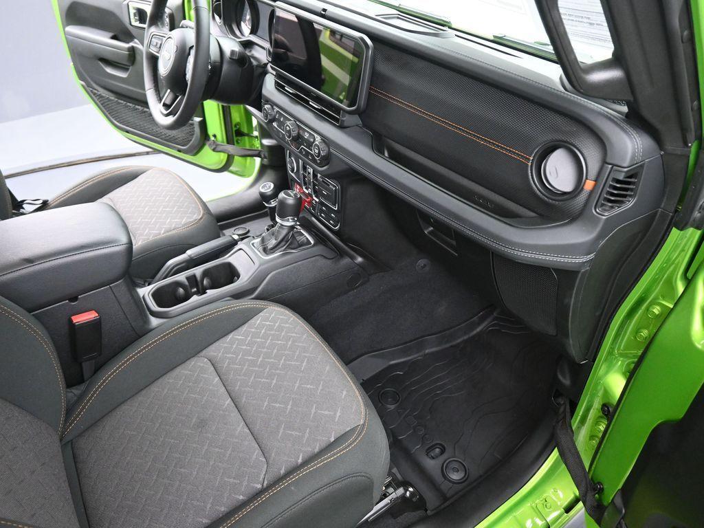 used 2025 Jeep Gladiator car, priced at $47,999