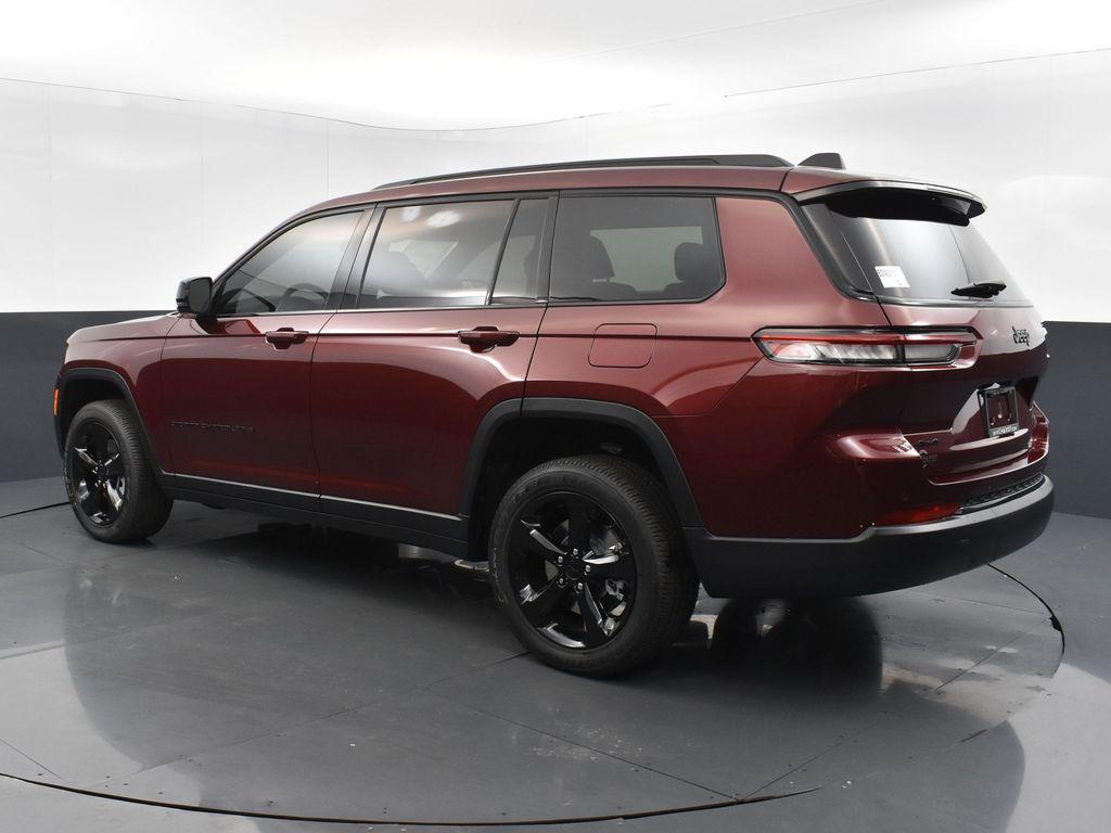 new 2024 Jeep Grand Cherokee L car, priced at $43,087