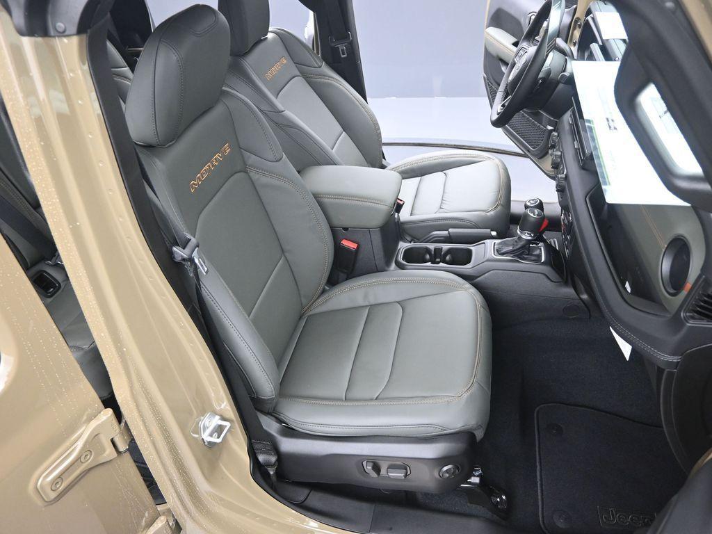 new 2025 Jeep Gladiator car, priced at $54,805