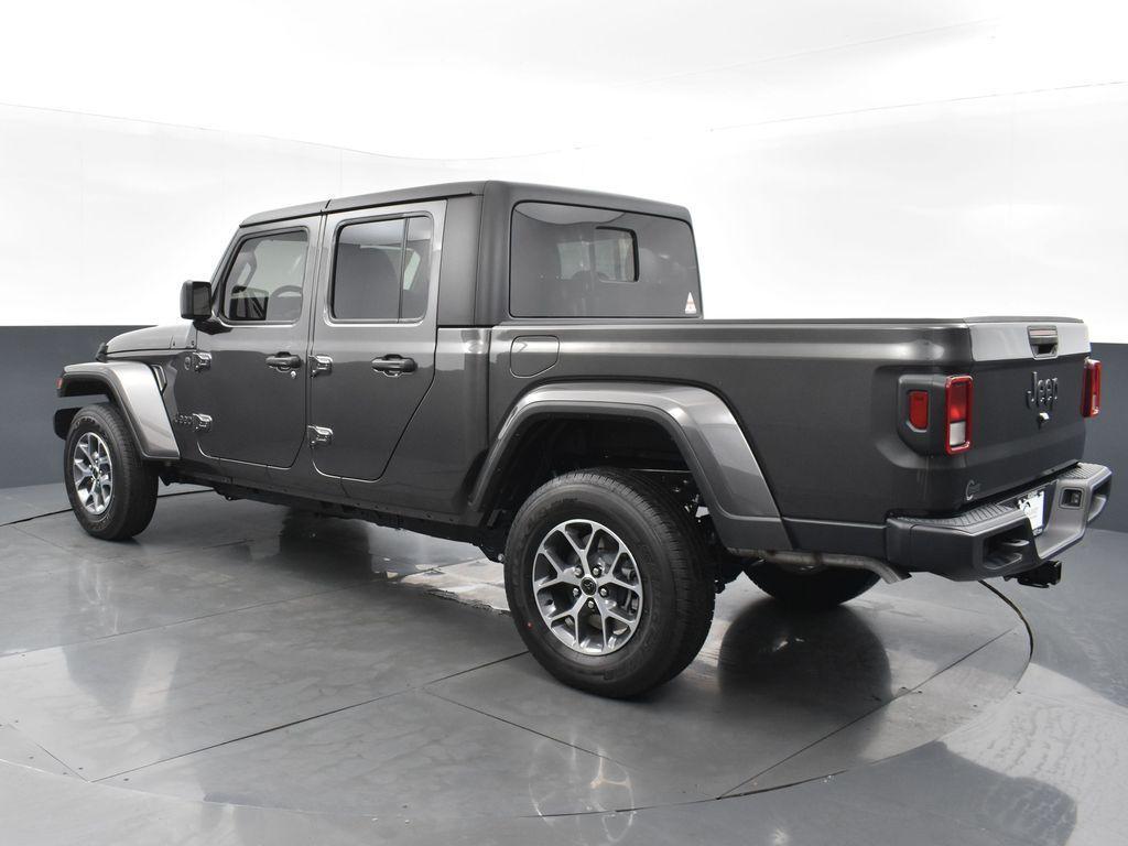 new 2024 Jeep Gladiator car, priced at $47,342