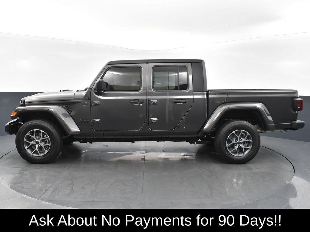 new 2024 Jeep Gladiator car, priced at $47,342