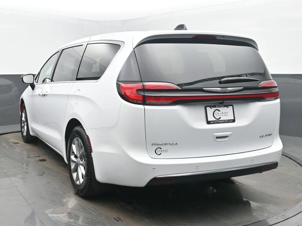 new 2026 Chrysler Pacifica car, priced at $49,902