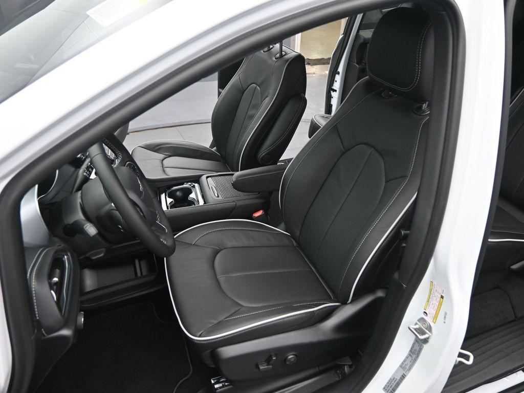 new 2026 Chrysler Pacifica car, priced at $49,902