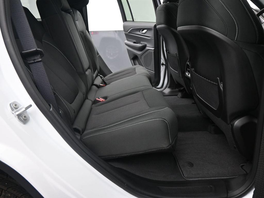 new 2025 Jeep Grand Cherokee car, priced at $41,089