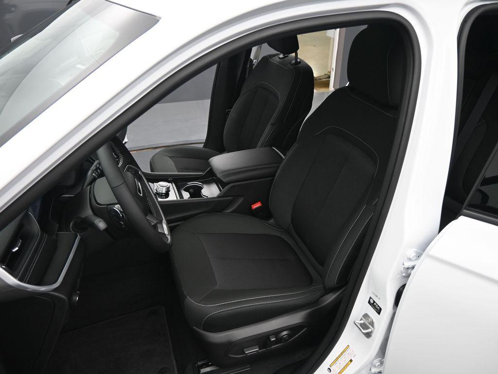 new 2025 Jeep Grand Cherokee car, priced at $41,089