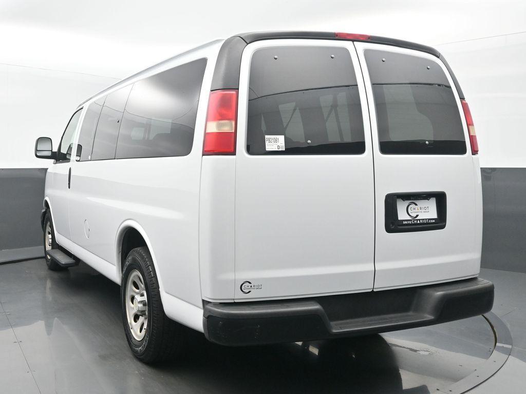 used 2009 Chevrolet Express 1500 car, priced at $18,999