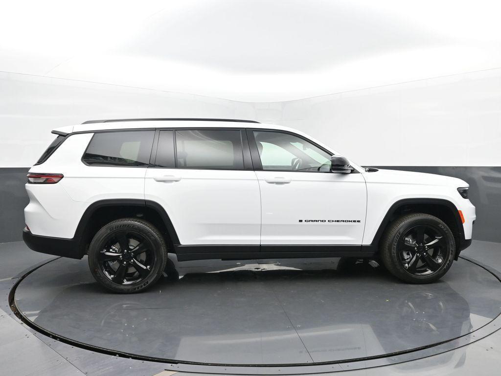 new 2025 Jeep Grand Cherokee L car, priced at $46,492