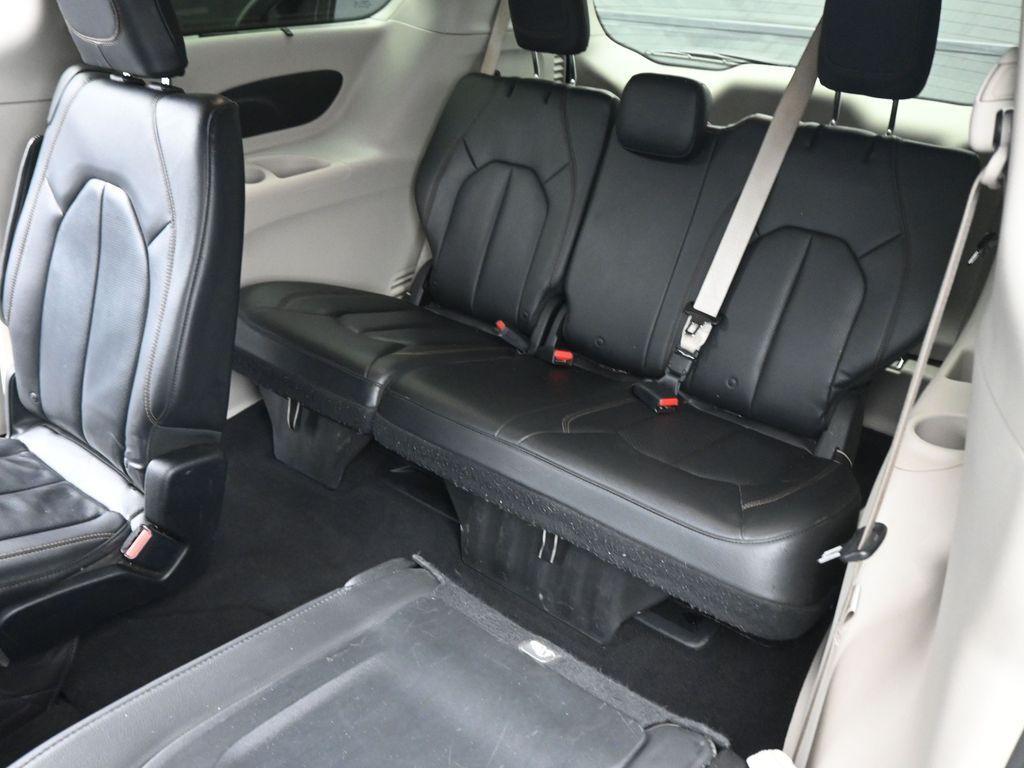 used 2018 Chrysler Pacifica car, priced at $16,499