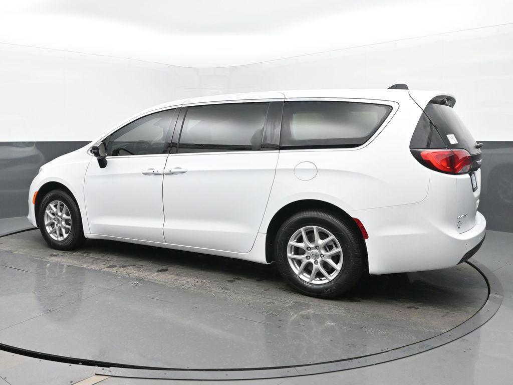 new 2025 Chrysler Voyager car, priced at $41,136