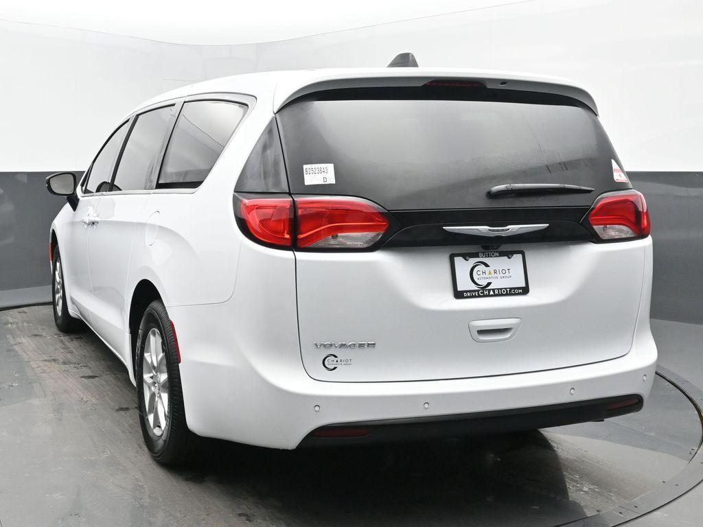 new 2025 Chrysler Voyager car, priced at $41,136