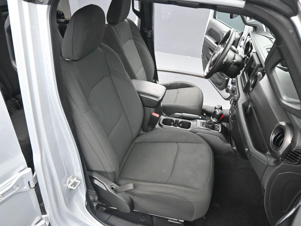 used 2023 Jeep Gladiator car, priced at $28,999