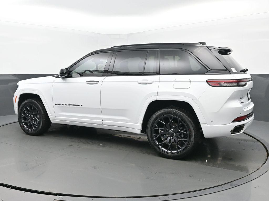 new 2025 Jeep Grand Cherokee car, priced at $65,649