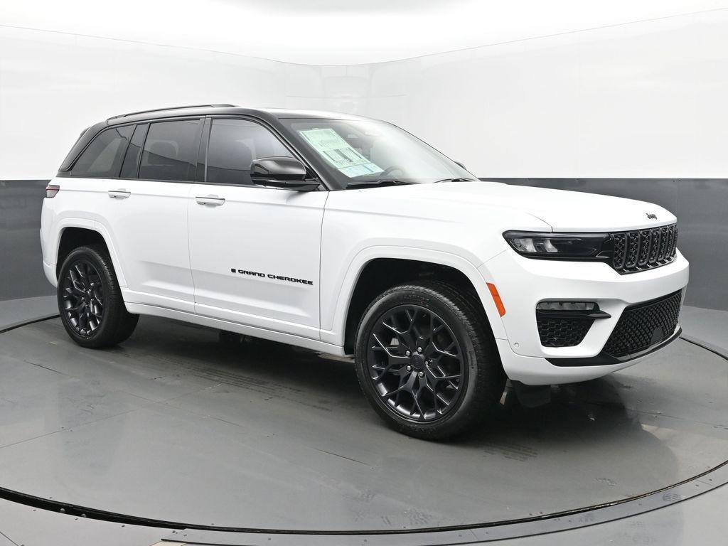 new 2025 Jeep Grand Cherokee car, priced at $65,649